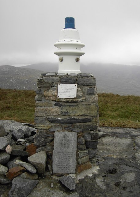 File:Memorial on Maodal - geograph.org.uk - 832568.jpg