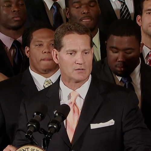 File:Gene Chizik June 2011.png