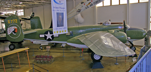 File:B-25J 44-86772.jpg