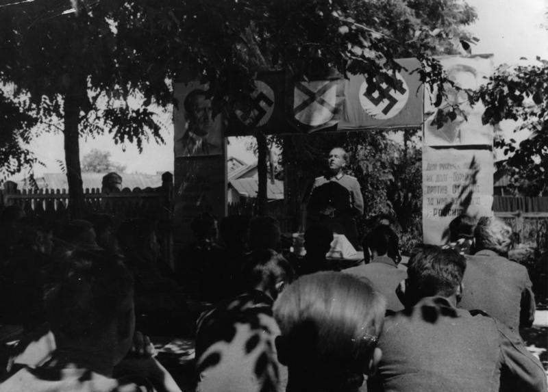 File:Bundesarchiv Bild 146-1969-107-03, Russische Freiwillige in der Wehrmacht.jpg