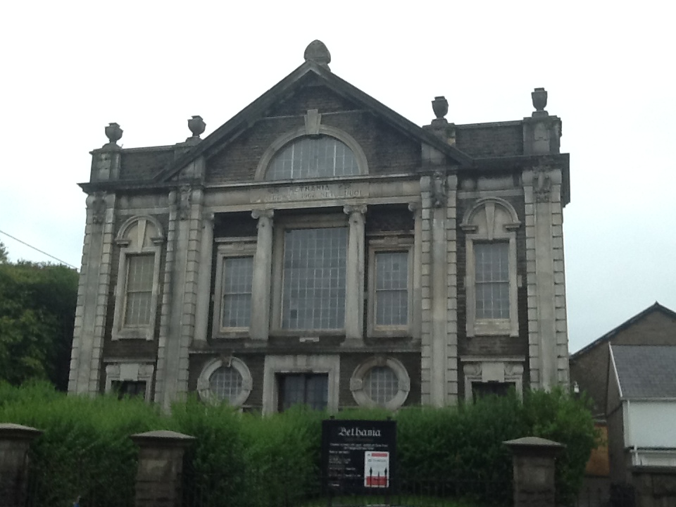 File:Bethania Capel y Bedyddwyr Neillduol.JPG
