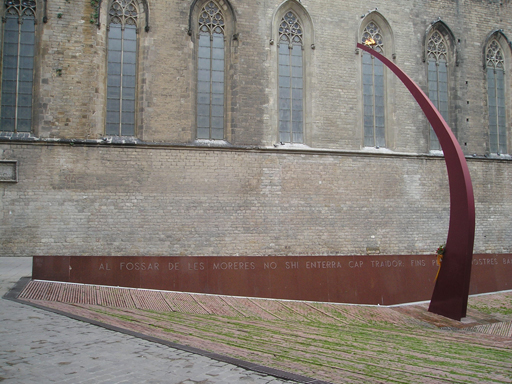 File:Fossar de les moreres4.jpg