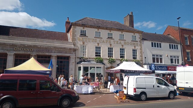 File:Bettys Cafe Tea Rooms, High Street, Northallerton (geograph 7852658).jpg