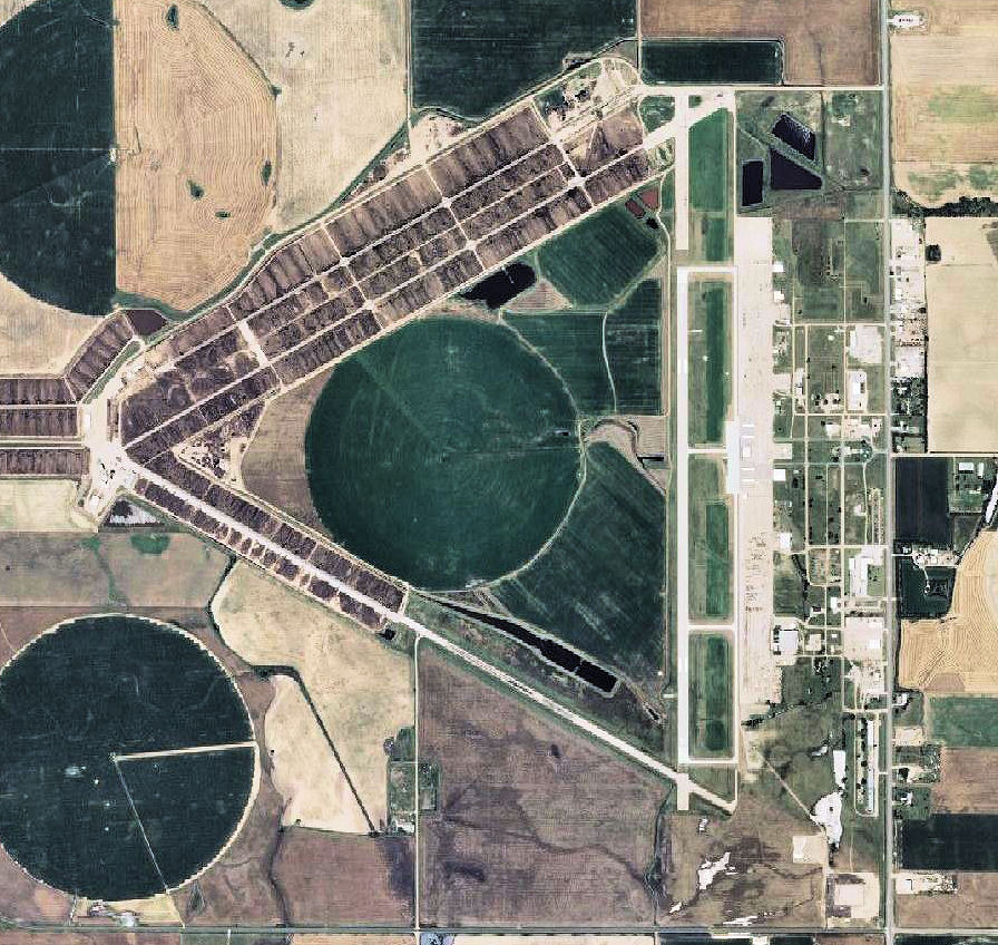 File:Pratt Regional Airport KS 2006 USGS.jpg