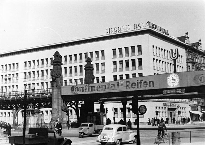 File:Bundesarchiv Bild 183-14492-0004, Berlin, Potsdamer Platz, Neubau, Bank.jpg