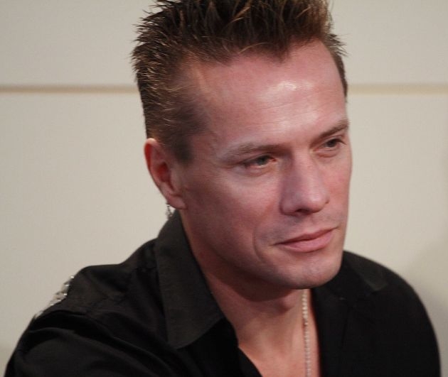 File:LarryMullenJr.jpg