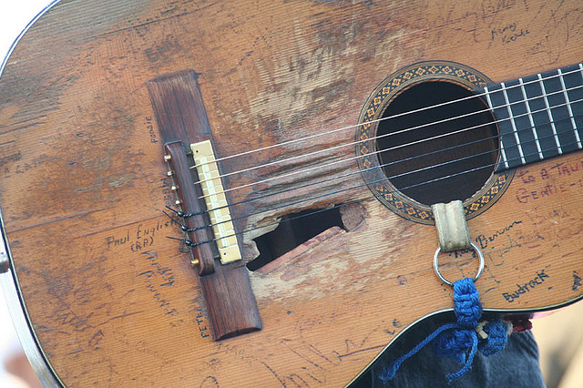 File:Trigger-Willie Nelson.jpg