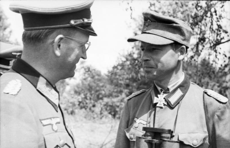 File:Bundesarchiv Bild 101I-022-2933-11, Russland, Generalmajor Hans Speidel (l.).jpg