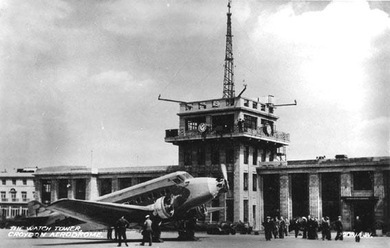 File:Croydon Aerodrome postcard 1936.jpg