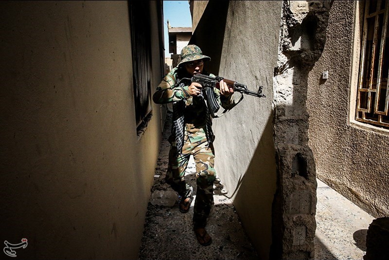 File:Hashed Shaabi in Fallujah after Retaking The City from ISIS.jpeg