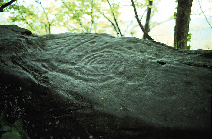 File:Novalesa cup-and-rings stone Italy.jpg