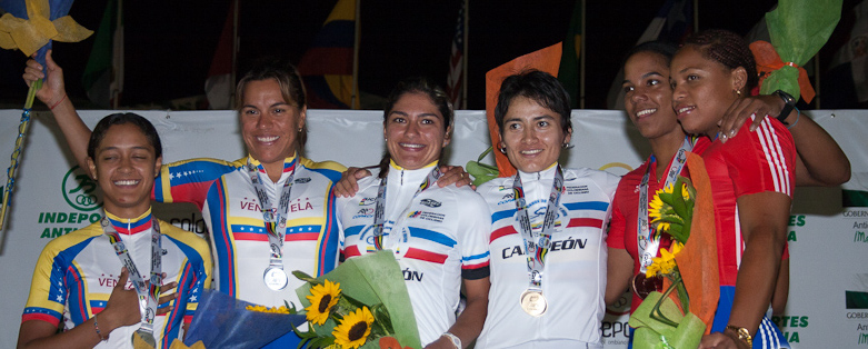 File:Podio velocidad por equipos Campeonato Panamericano de Ciclismo 2011.jpg