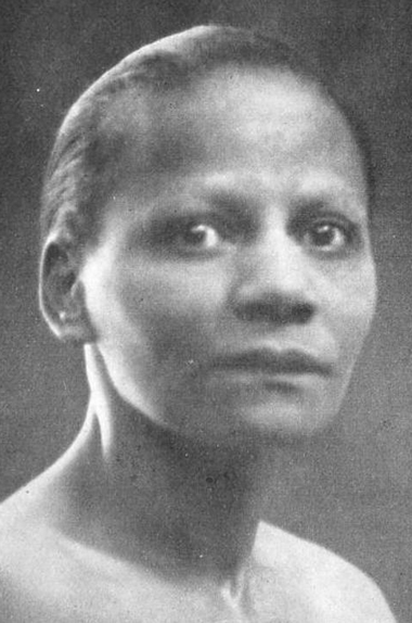 File:ElizabethProphetSculptor1929.png