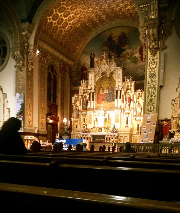 File:Holy-Trinity-Chicago3.jpg