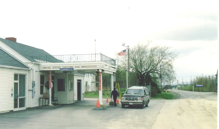 File:Limestone Maine Border Station - panoramio.jpg