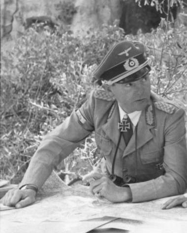 File:Bundesarchiv Bild 101I-315-1110-09, Ernst-Günther Baade (cropped).jpg