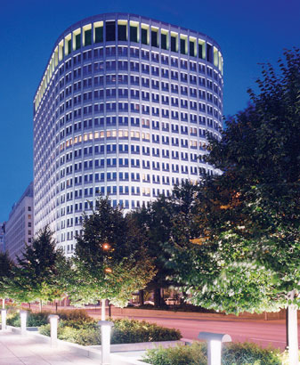 File:Dupont Brandywine Building.jpg
