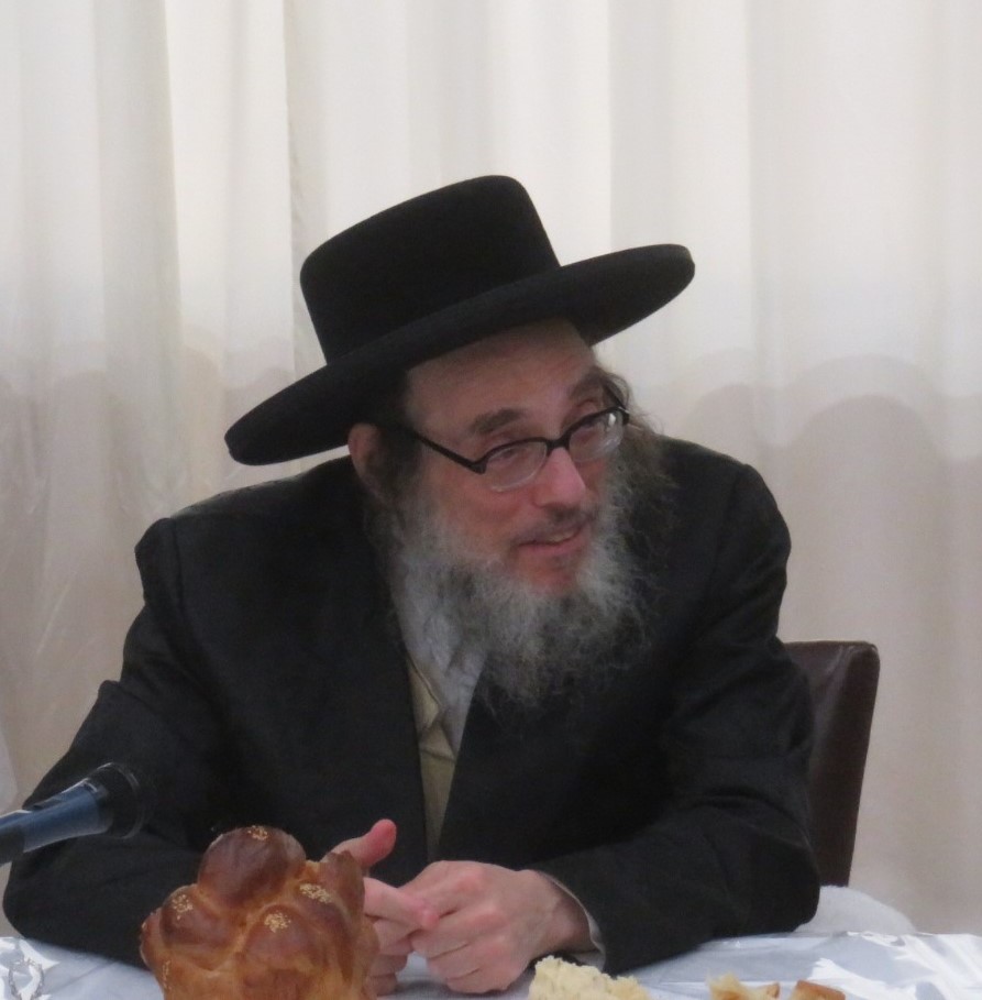File:Pupa Rebbe.jpg