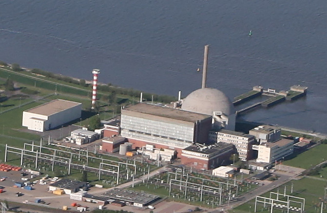 File:Aerial photograph 400D 2012 05 05 8423 DxO (cropped).jpg