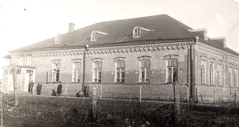 File:Mir Yeshiva 1a.jpg
