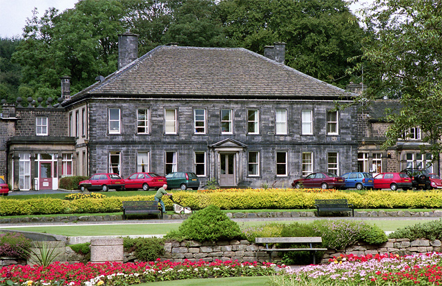 File:Myrtle Grove, Bingley.jpg