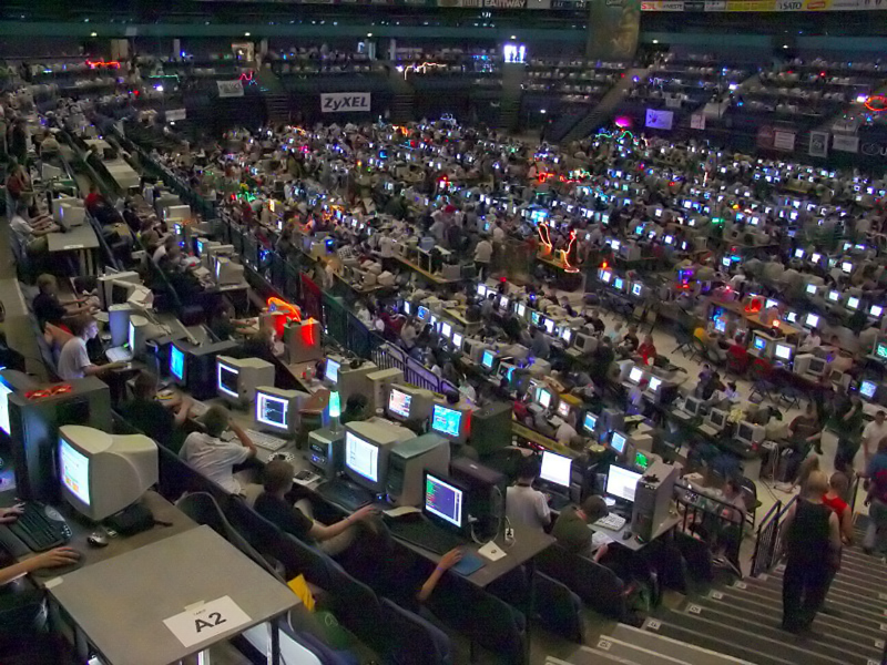 File:Assembly2004-areena01.jpg