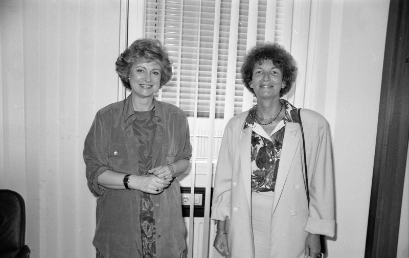 File:Bundesarchiv B 145 Bild-F088687-0020, Außenministerin der Seychellen im BMZ.jpg