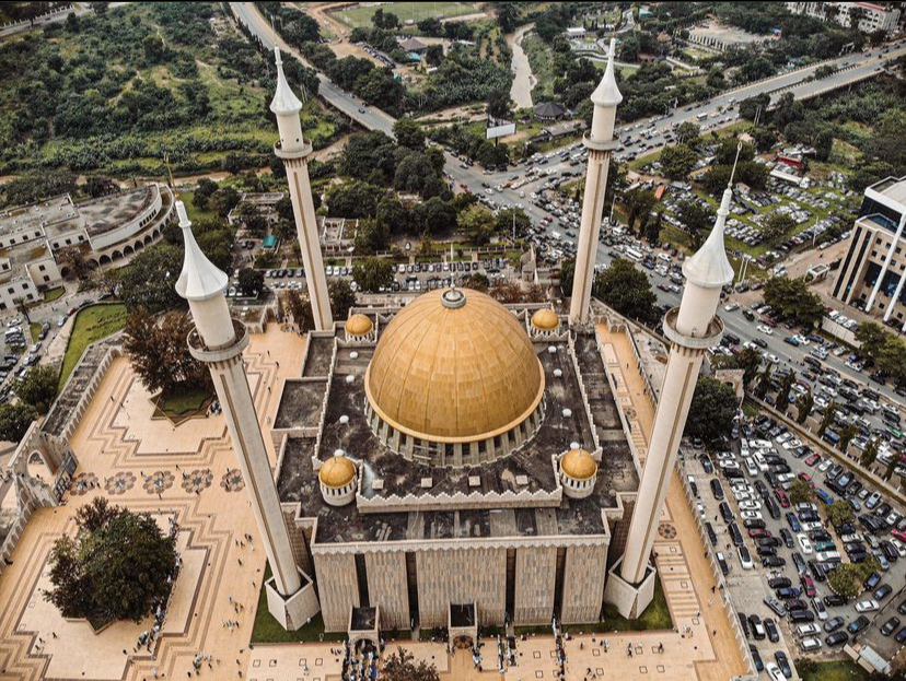 File:Abuja central mosque, Nigeria.jpg