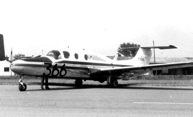 File:MS-760C Paris III LeB 1967.jpg