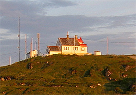 File:Torsvaag fyr.jpg