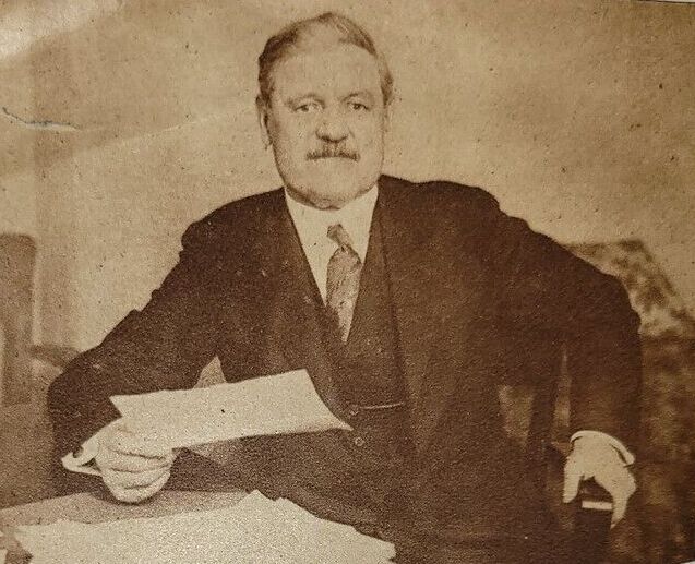File:William Emmett Dever 1924 NYT (S-l1600) (image).jpg