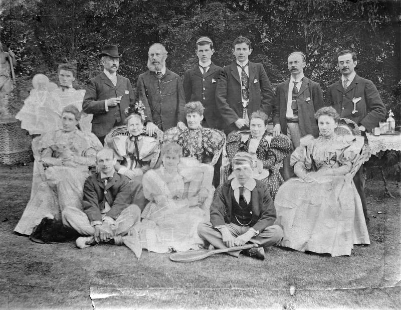 File:Family of Charles Otto Blagden.jpg