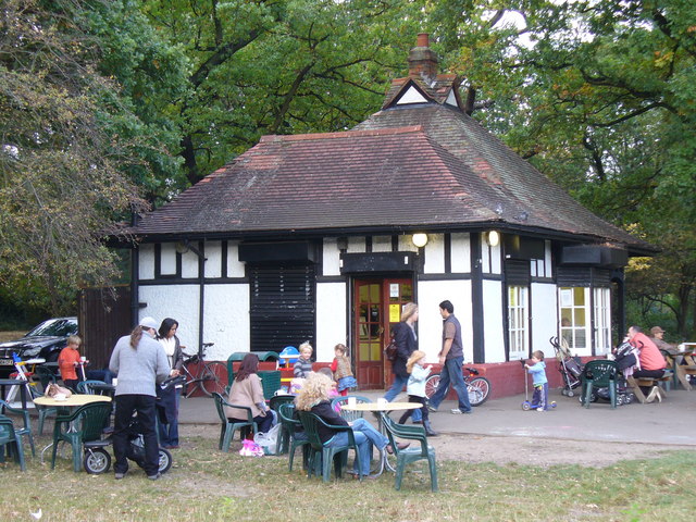 File:Tooting Bec Common Cafe - geograph.org.uk - 1014322.jpg