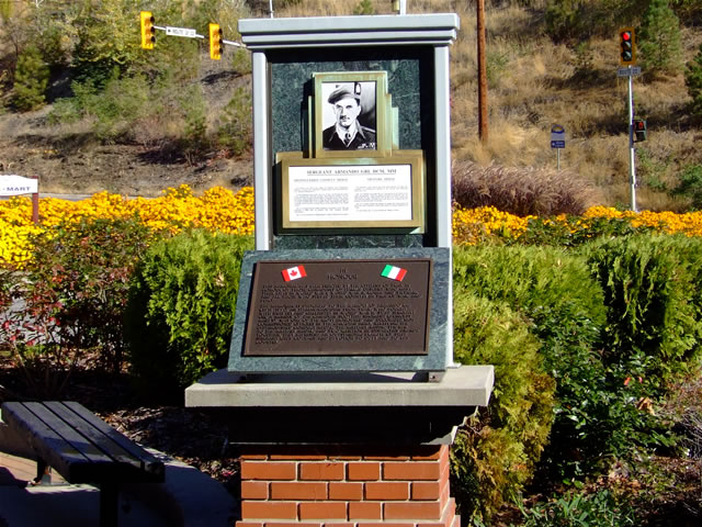 File:The Historic Gulch in Trail.jpg