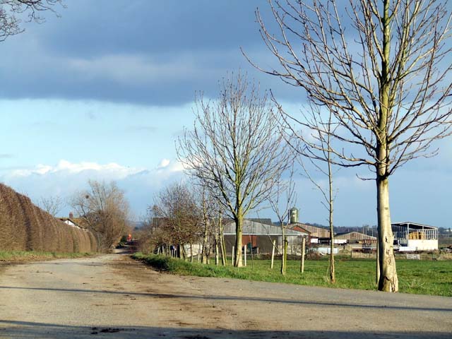 File:Austerson - Austerson Farm.jpg