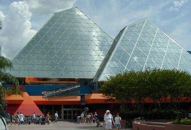 File:Disney World Imagination Pavilion - 2.jpg