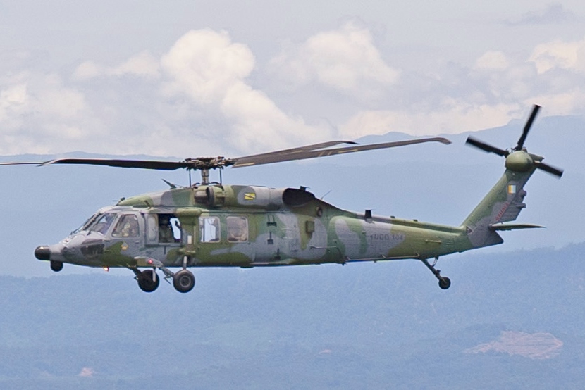 File:Royal Brunei Air Force Sikorsky S-70i Black Hawk.jpg