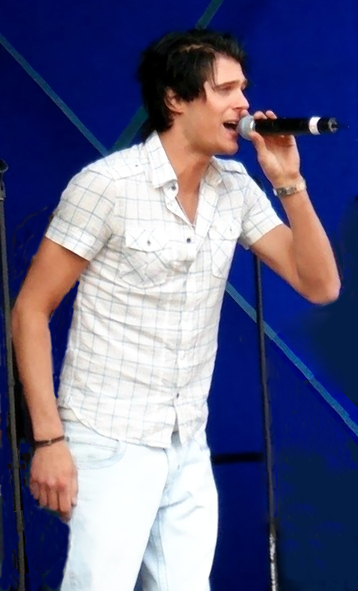 File:Basshunter, 20 april 2008 in Halmstad.jpg
