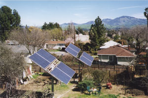 File:SolarTrackerRoofView300W200H.jpg