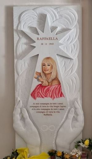 File:Tomba Carrà.jpg