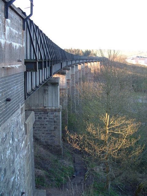 File:Glenury Viaduct - geograph.org.uk - 163724.jpg