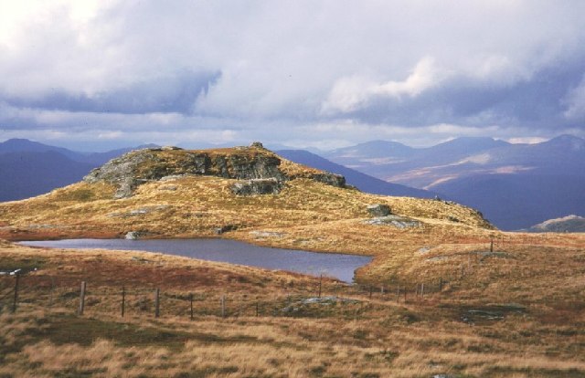 File:On Beinn a' Choin - geograph.org.uk - 29730.jpg