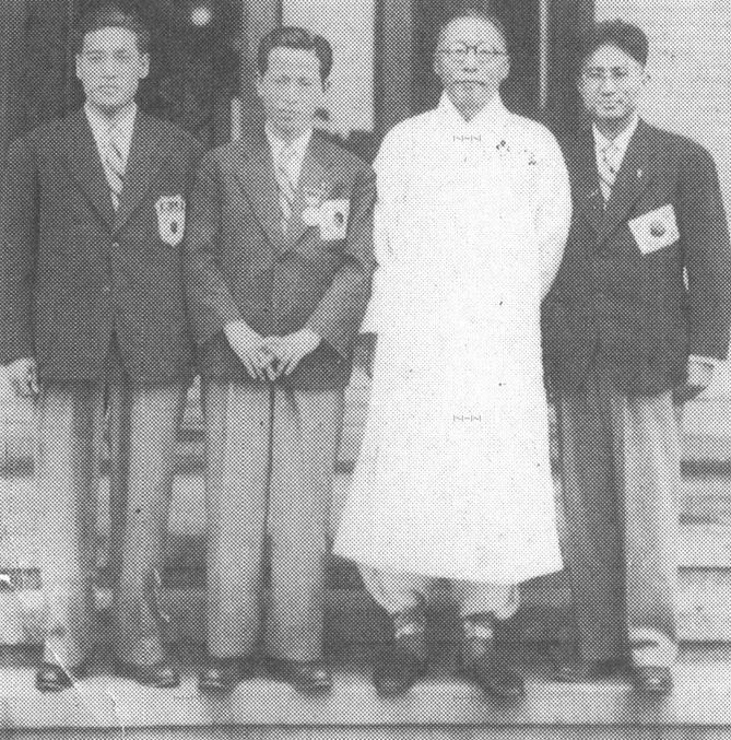 File:손기정,서윤복,김구,남승룡.JPG