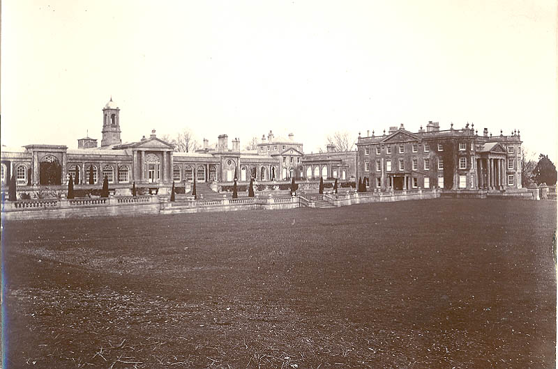 File:Bowood House 3.jpg