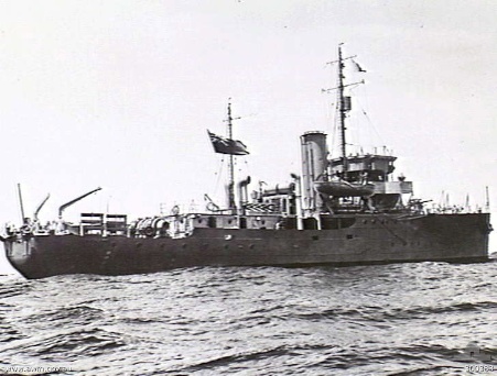 File:HMAS Bathurst.jpg