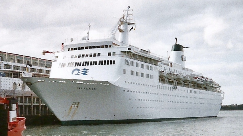 File:MS Sky Princess (4490014483) (cropped).jpg