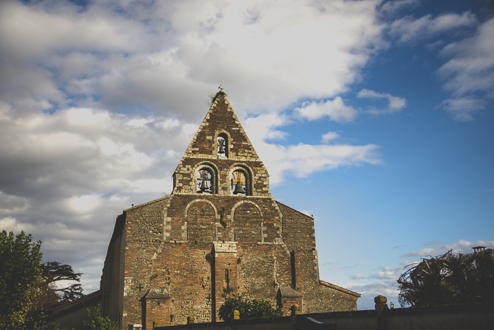 File:Mondavezan Church.jpg