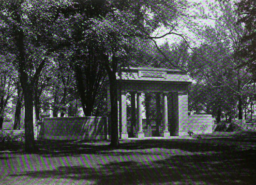 File:Monticello Seminary - Haskell Memorial Entrance.png