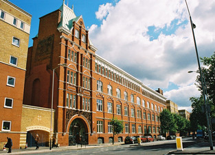 File:Great Dover street apartments.jpg