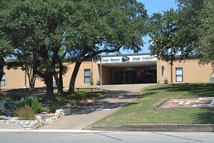 File:Tom Moore High School.jpg